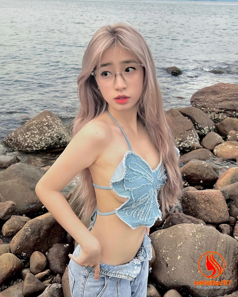 Tik Toker Hoàng Thanh Trúc mặc bikini 5